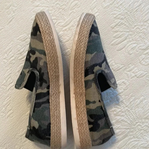 Esprit Nadeen Camo Slip-on Shoe Jute Edging Rubber Sole Textile Upper Flat 7.5 - Picture 5 of 9